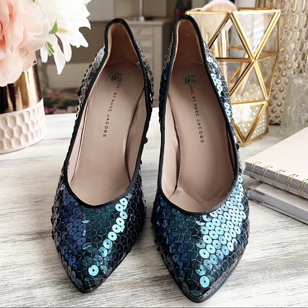 Marc by Marc Jacobs sequin point heels pumps size 39.5